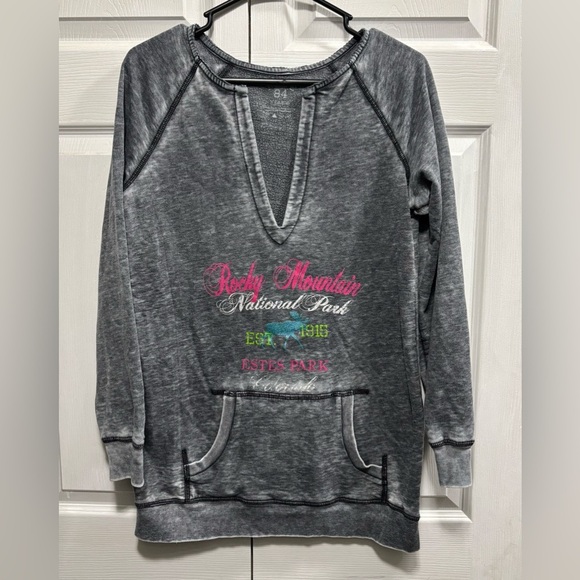 Blue 84 Sweaters - Charcoal Gray V-Neck Women's Sweater With Pockets